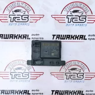 Mercedes-Benz 2007-2012 W906 Door Control Unit Module A9068205626 / A 906 820 56 26