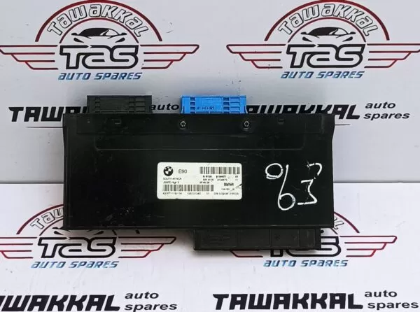 BMW E90 3 series Body Control Module BCM 6135 9134477