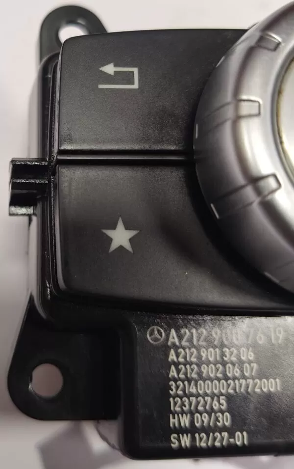 MERCEDES-E CLASS W212 MOUSE AUDIO MULTIMEDIA CONTROL SWITCH A2129007619 09-16                           - Image 2
